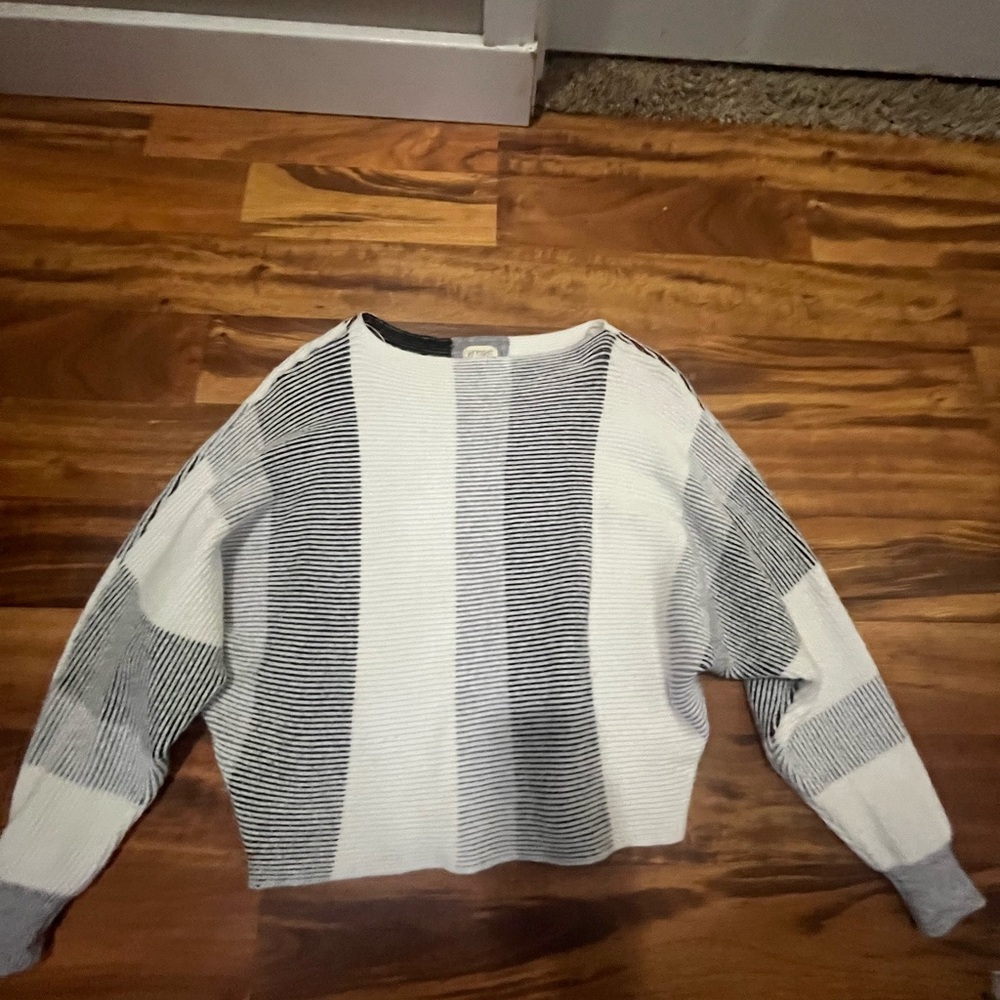 Stylish Black and White Crew Neck Sweater
